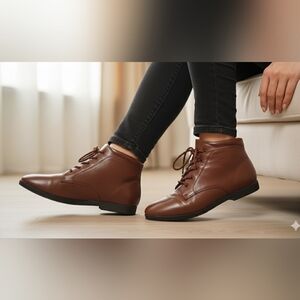 Danexx Brown Leather Ankle Lace Up Women's Boots Size 7M